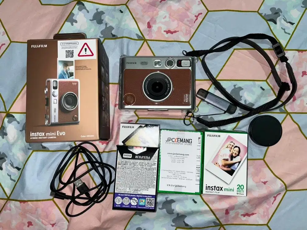 Jual Cepat Fujifilm Instax Mini Evo (Brown)