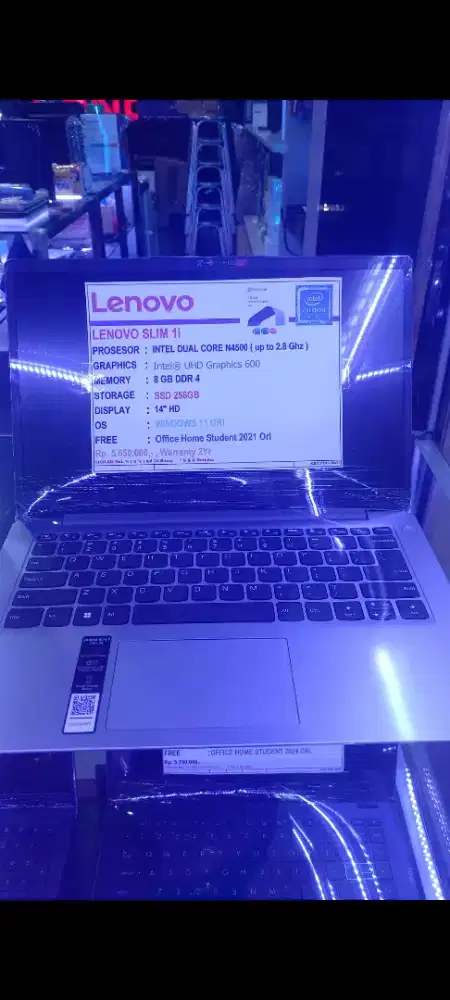 Laptop  Lenovo slim 1i cicilan aeon. Fast