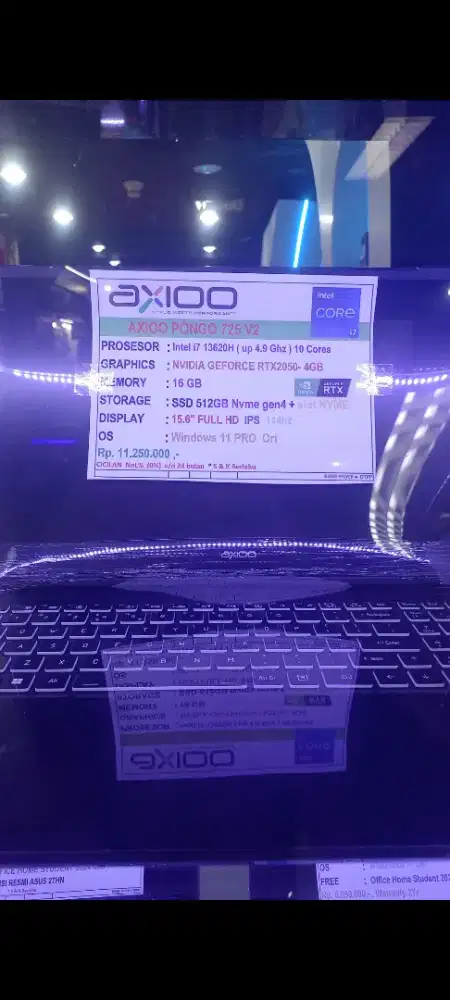 Laptop AXIOO PONGO 725