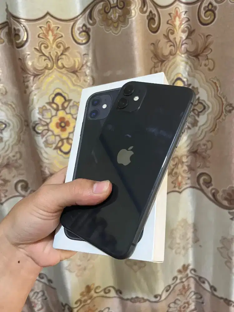 iPhone 11 64gb iBox