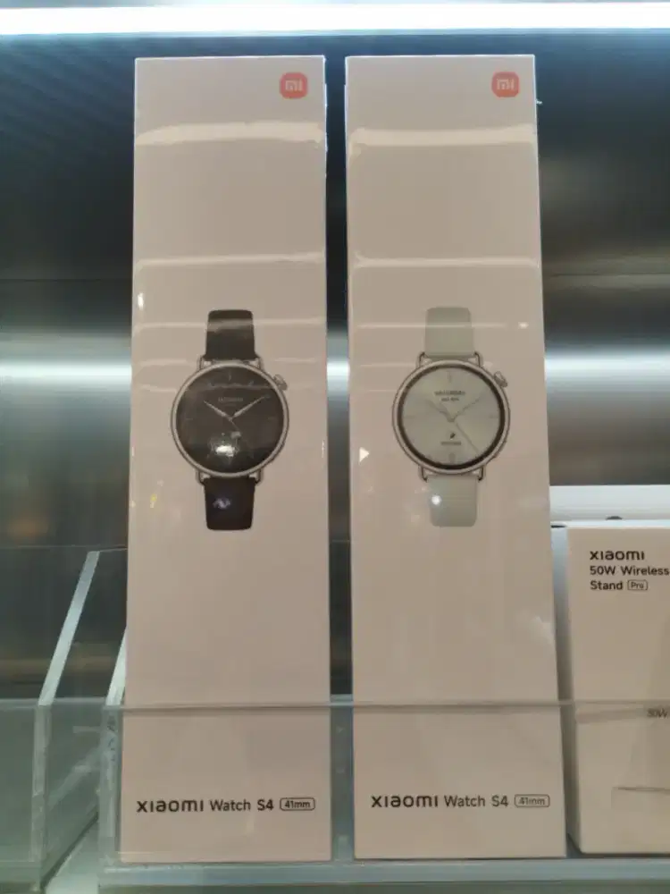 Xiaomi watch S4 women