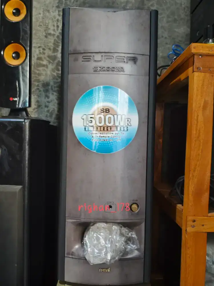 Akari subwoofer aktif