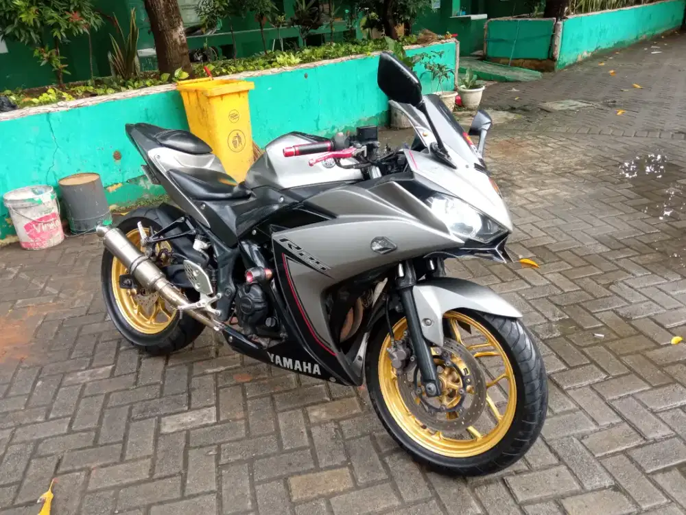 Yamaha R25 250cc TH 2016/2018 Bagus Km.21Rb Pajak Baru Bayar B Bekasi