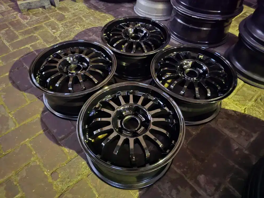 Velg R15 Kuda L300 Serena Xpander Livina Exora Carnival Luxio Ertiga