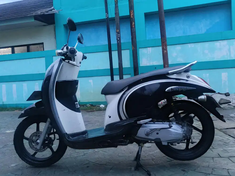 Honda Scoopy 2012 stater halus mulus terawat