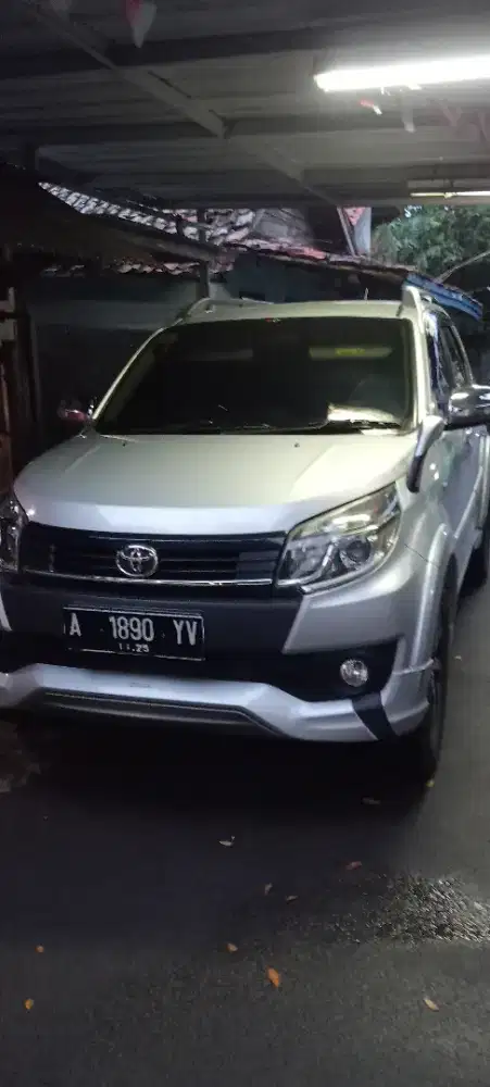 Rush TRD Sportivo 7 Seat All Original