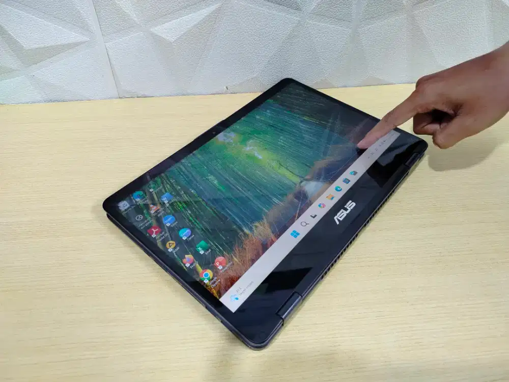 Laptop Asus Flip 14 Mulus jaya