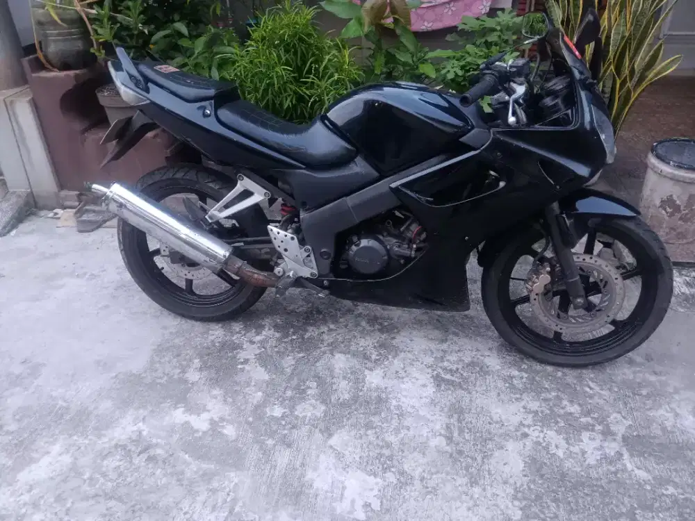 Cbr hitam tahun 2007
