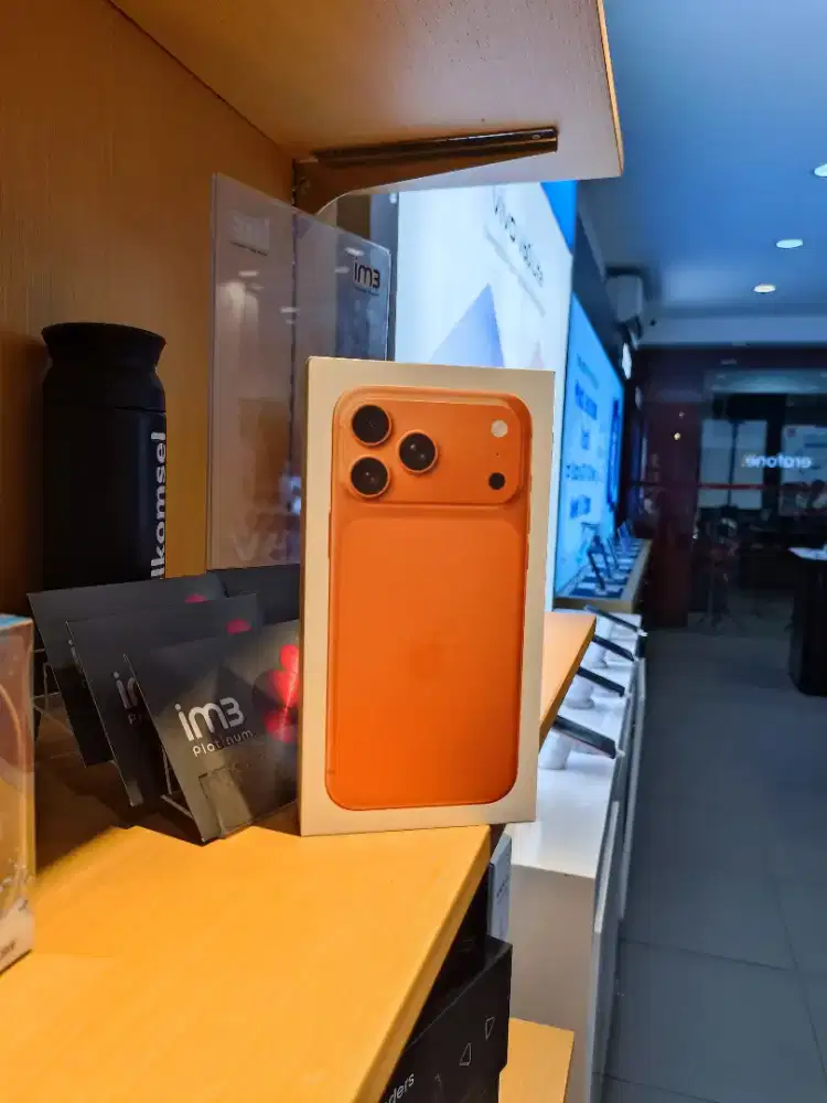 iPhone 17 Pro 256GB Cosmic Orange New iBox Cicilan 0%