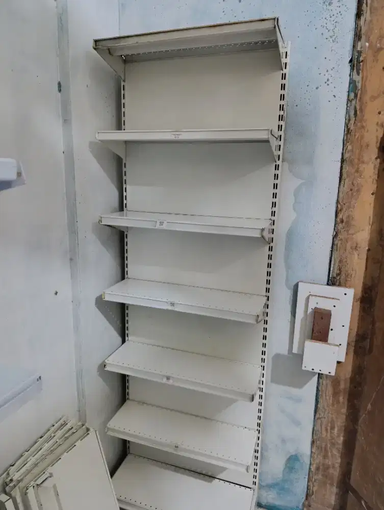 Jual rak besi second, Dusplay barang, Lok pamulang barat, Tangsel