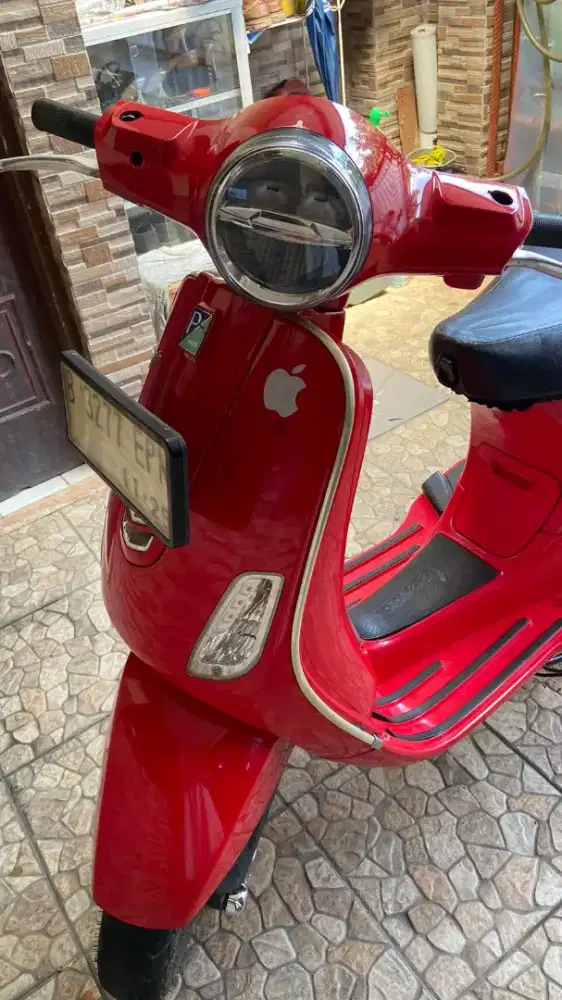 Jual Motor Piaggio Vespa LX 125