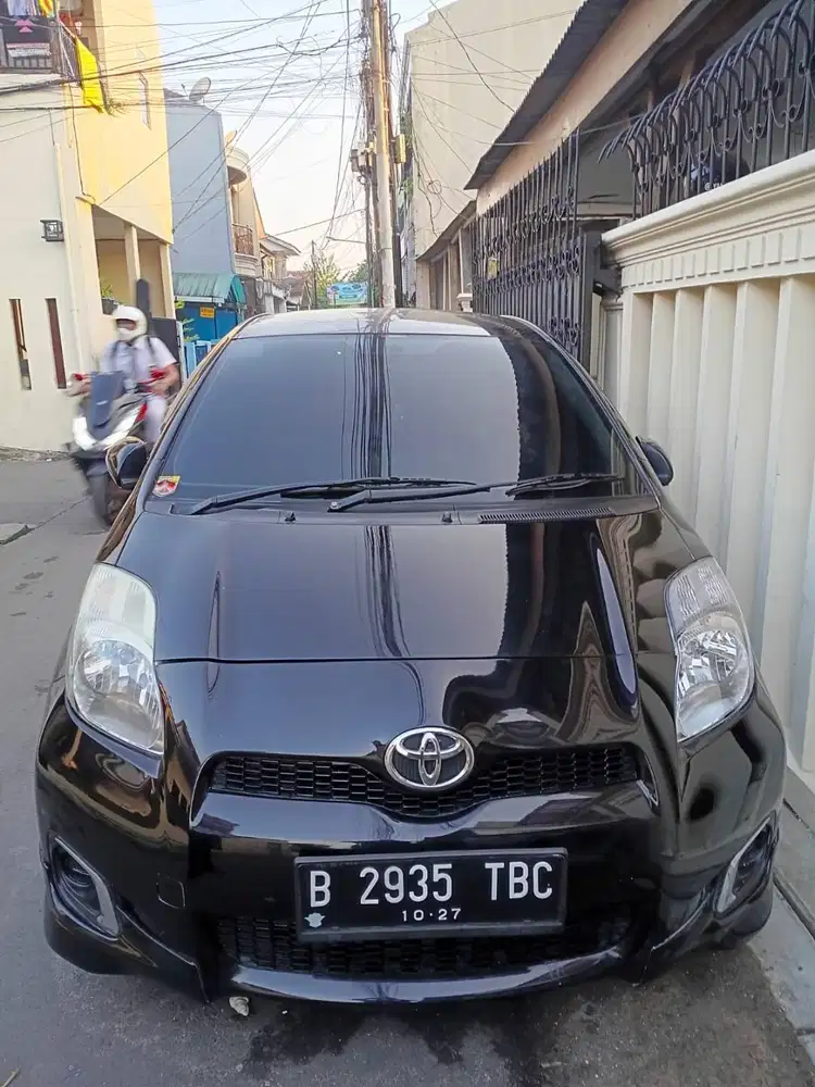 Toyota Yaris 2012 Bensin