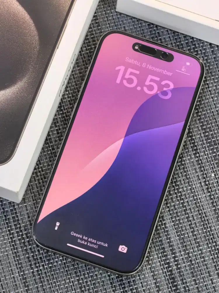 Iphone 15 pro 128GB iBox mulus like new