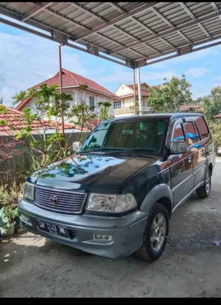 Kijang Krista tahun 2000 1,8 CC