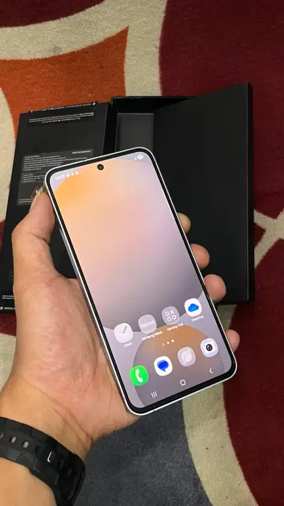 Samsung s24 FE 8/256 like new sein