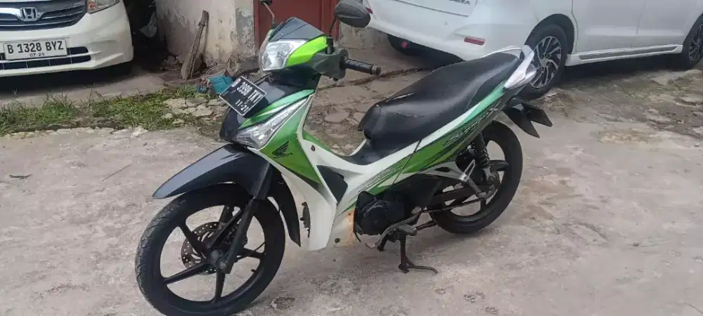 Supra x125 helm in 2011