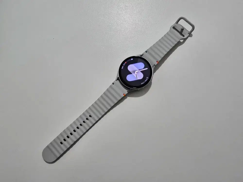 Jual Samsung Galaxy Watch 7 - 44 mm silver - SEIN - NEGO