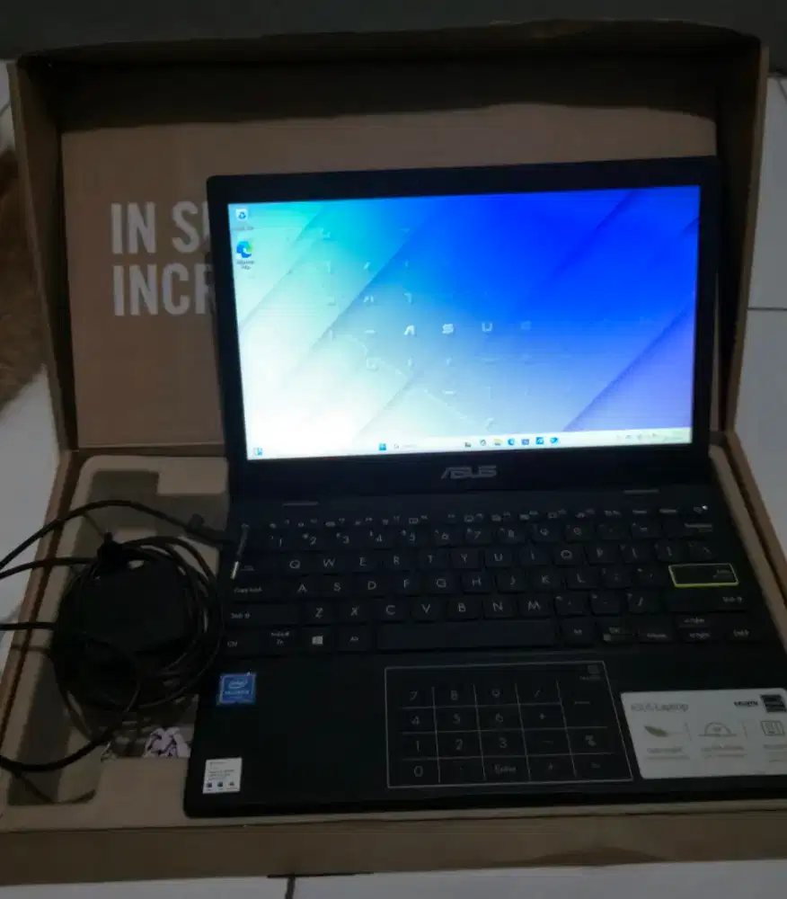 Laptop Asus Vivo Book Celeron 11,6