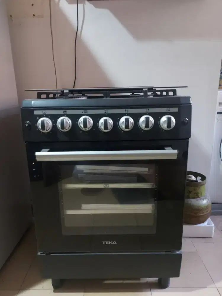Dijual cepat Oven TEKA 4 tungku