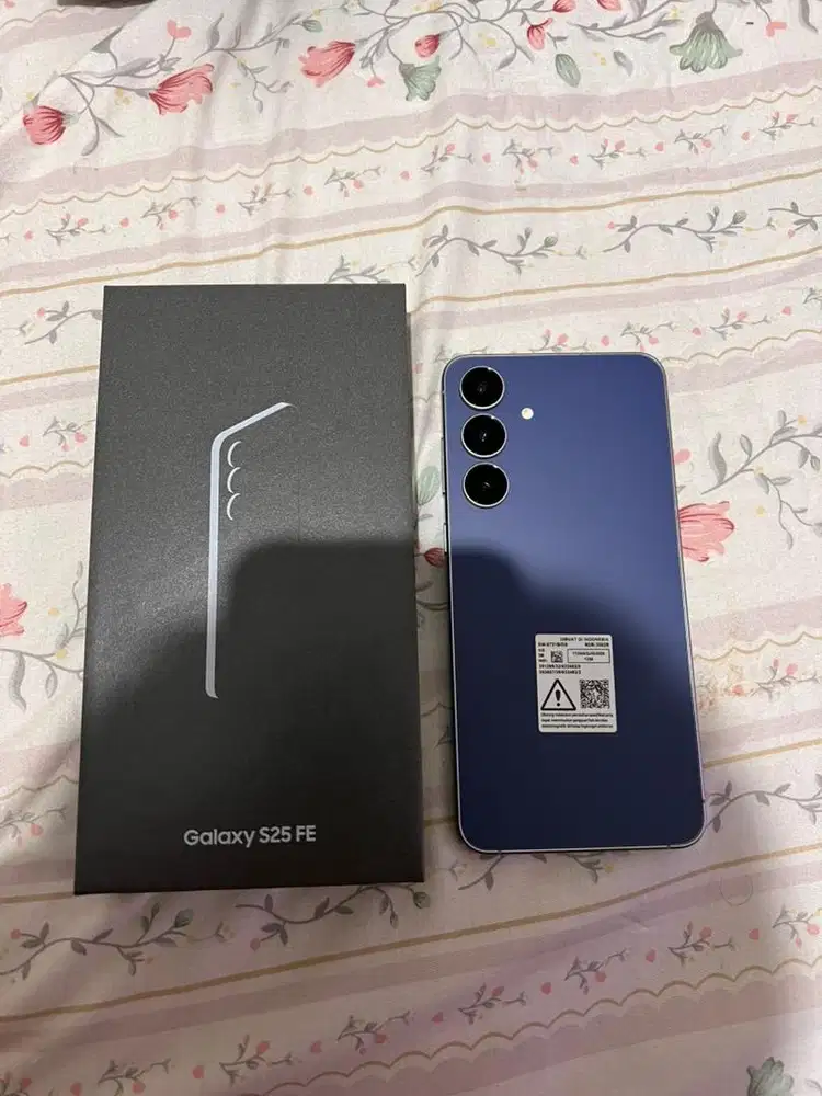 SAMSUNG S25 FE 8/256 MULUS BELUM ADA SEBULAN