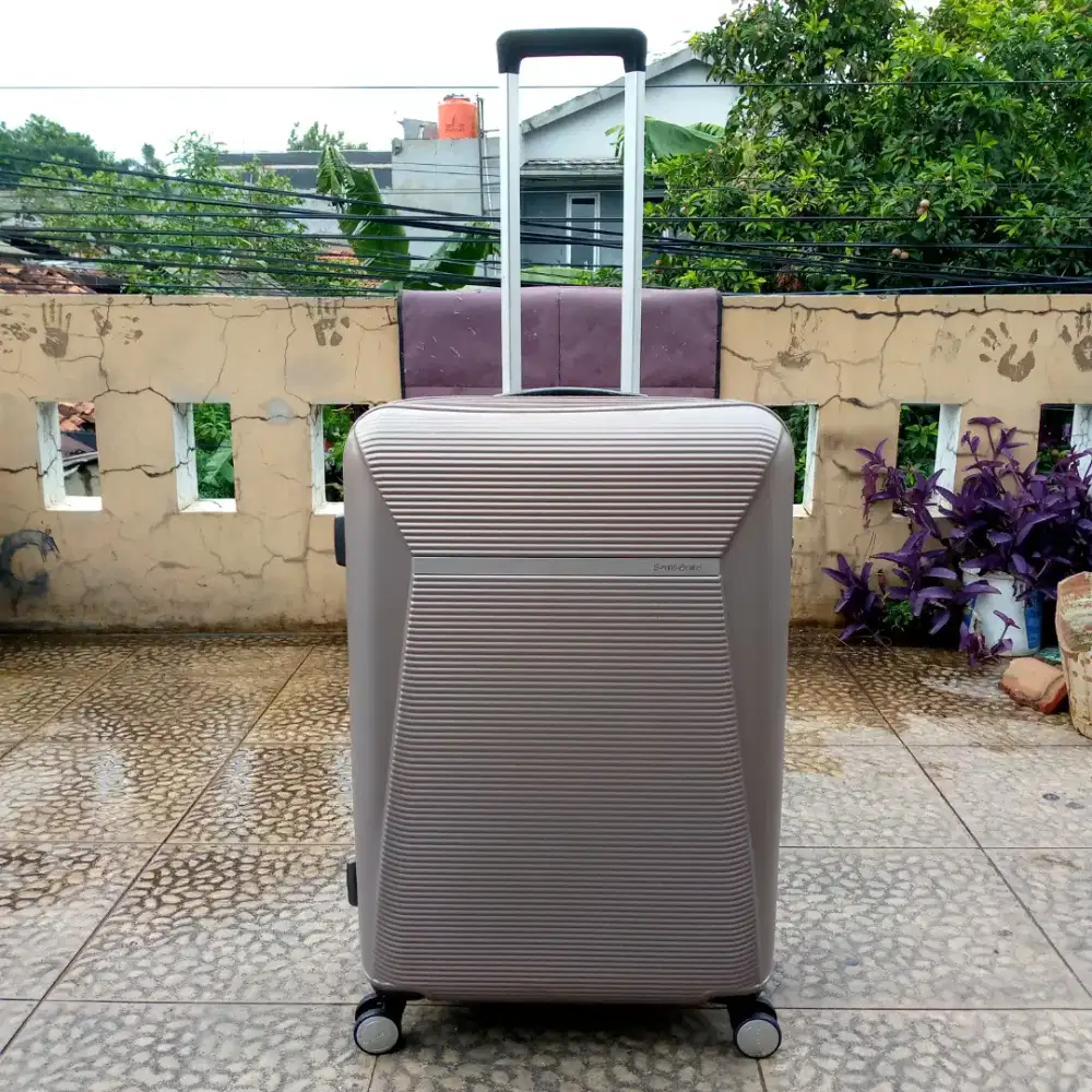 SAMSONITE ENWARP SPINNER size 26inch