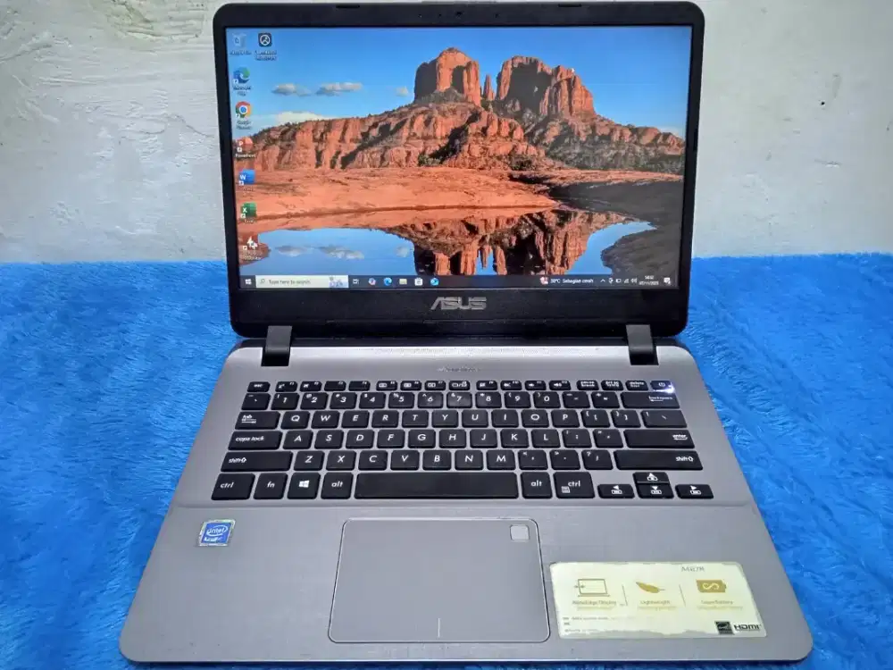 asus VivoBook X407MA_A407MA Intel  celeron N4000 Ram 4 GB SSD 256 GB