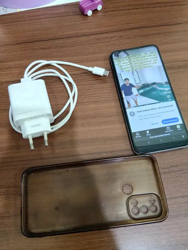 Realmi 7i hp dan charger