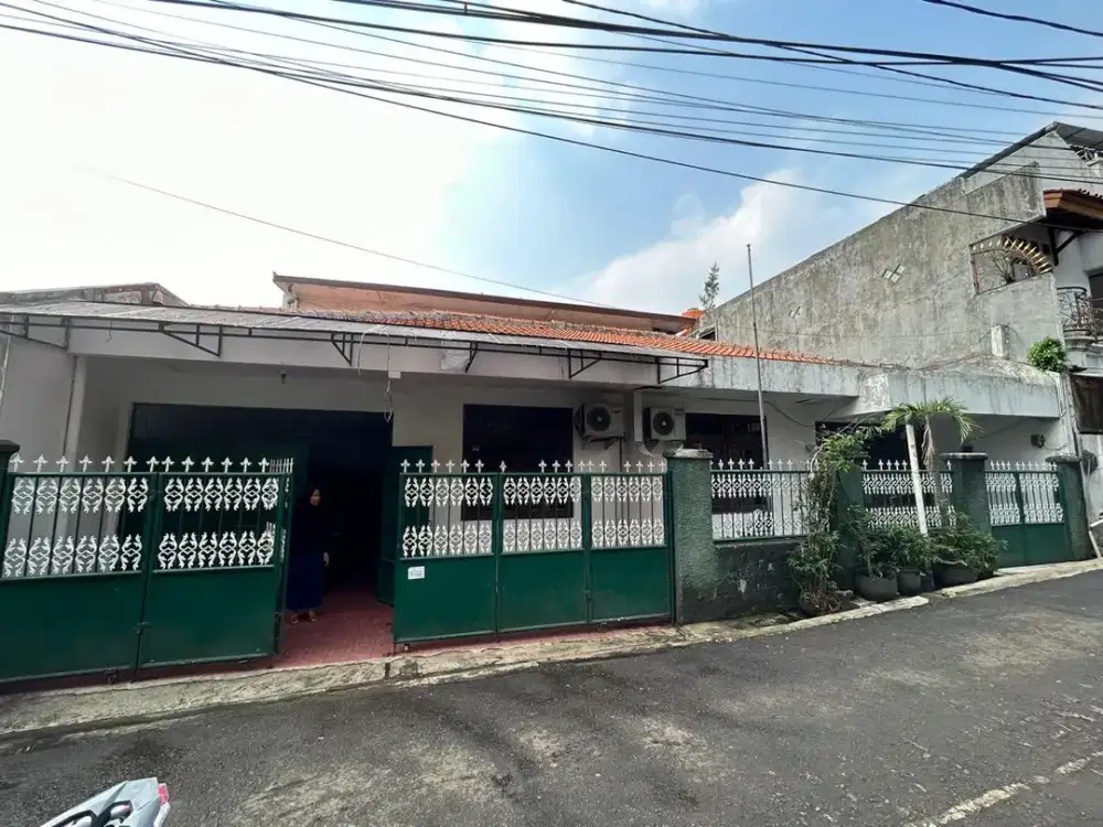 RUMAH DIJUAL DI BANGKA MAMPANG DEKAT MRT BLOK M BCA