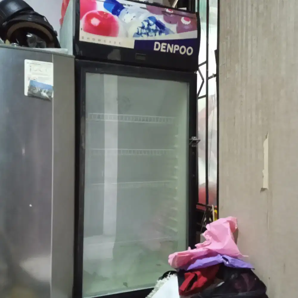 Showcase Denpo lemari pendingin