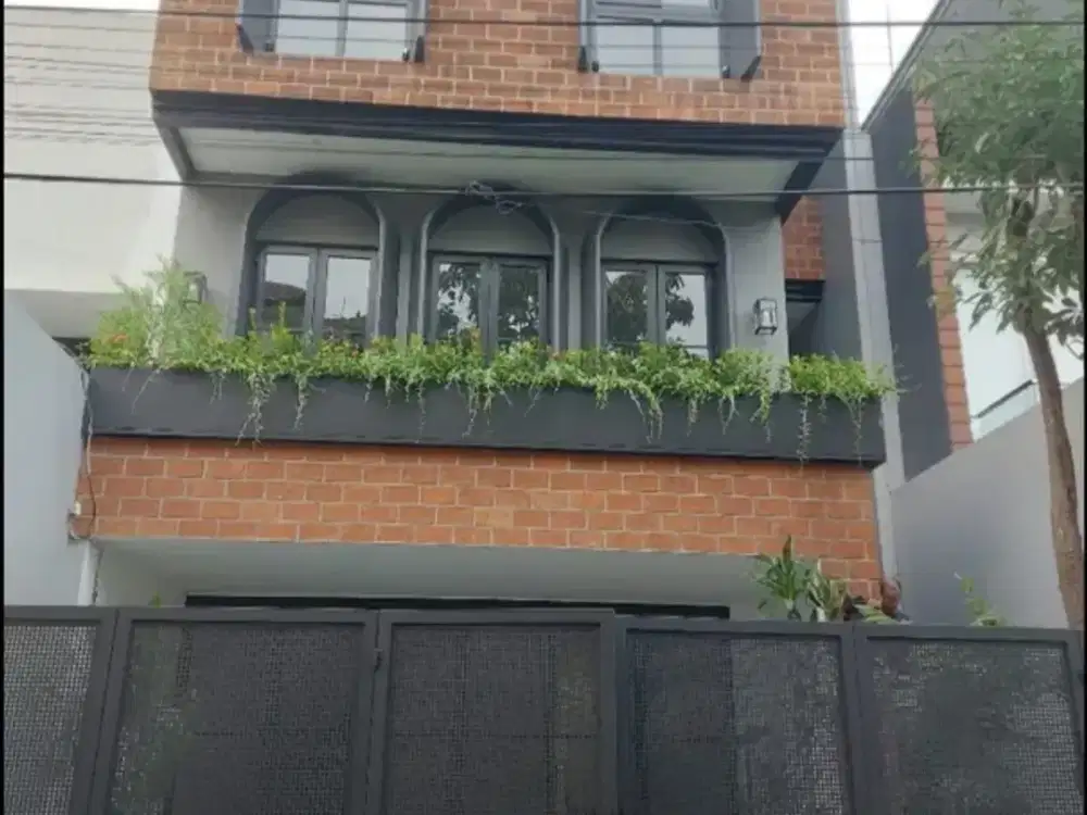 DIJUAL CEPAT MURAH RUMAH MEWAH BARU PRIVATE POOL DI PONDOK INDAH