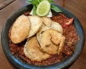 LOWONGAN KERJA UNTUK RUMAH MAKAN