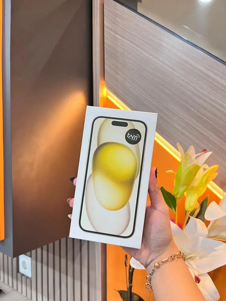 iphone 15 128 yellow brand new