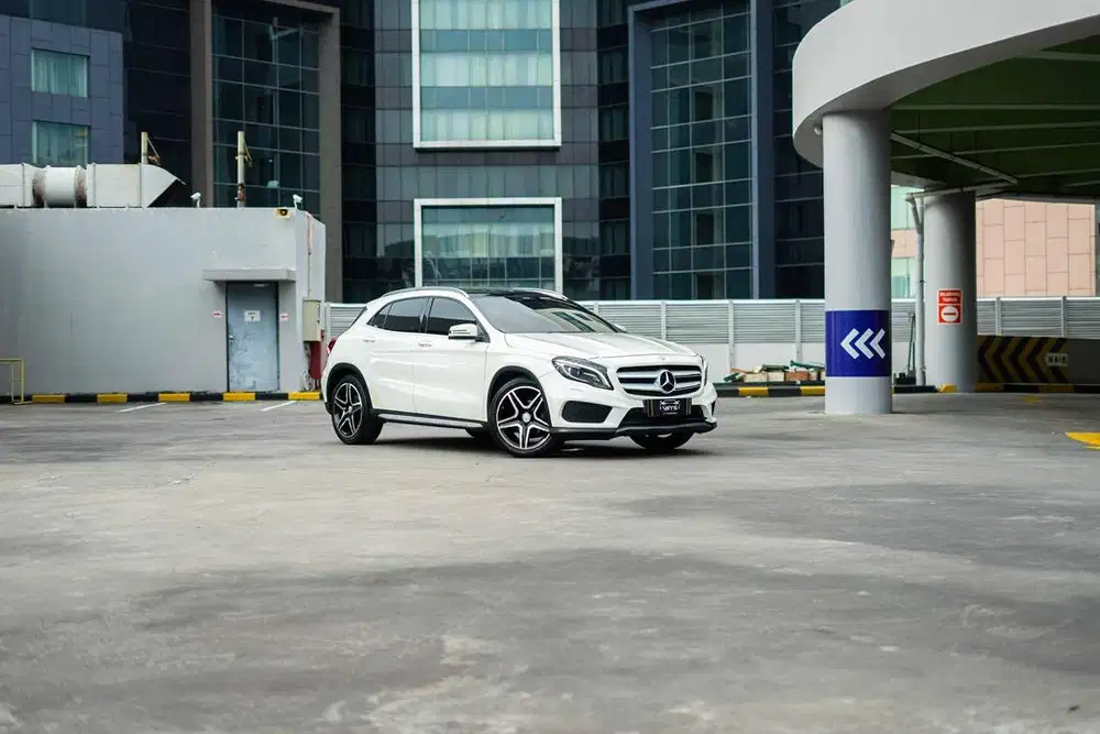 Mercy GLA200 AMG 2015 panoramic