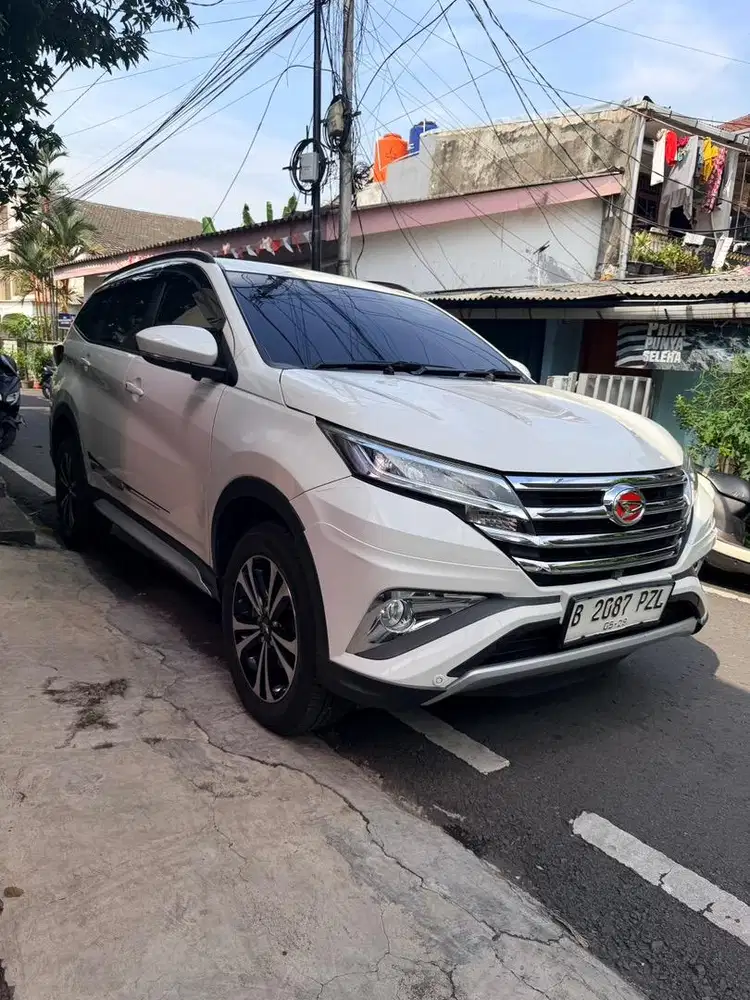 Terios R Deluxe AT 2023