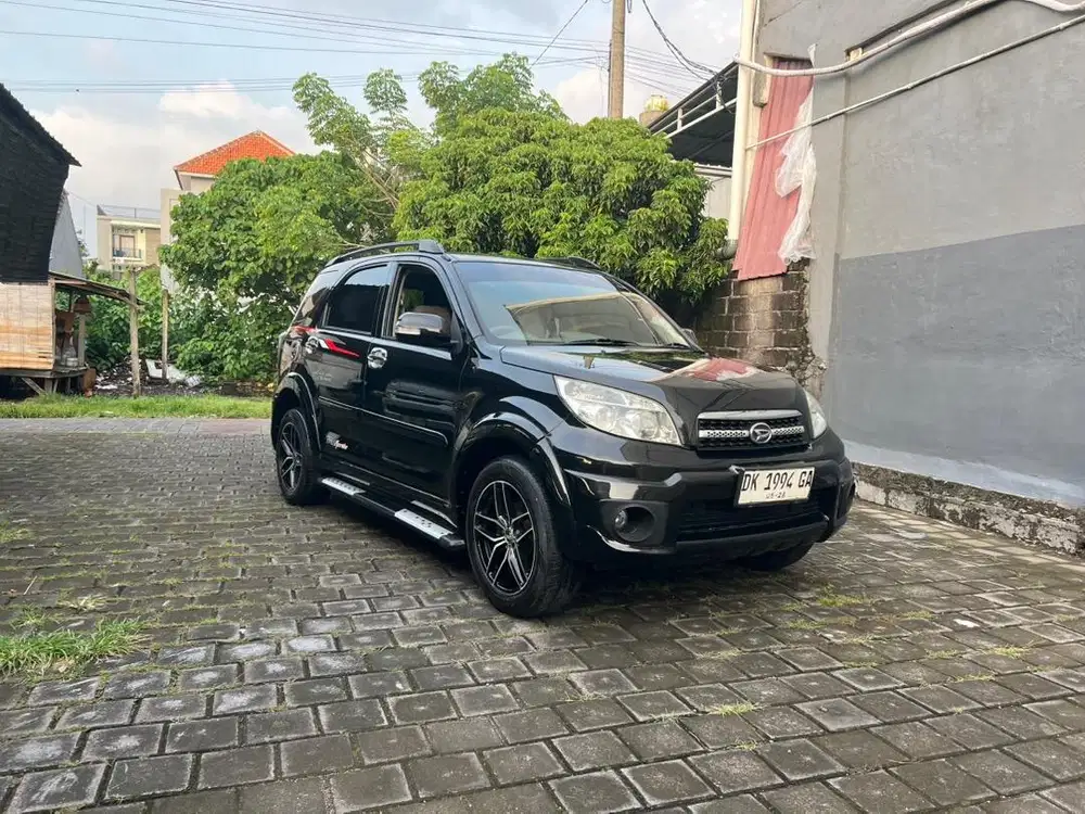 Terios tx adventure 2013 matic,asli bali