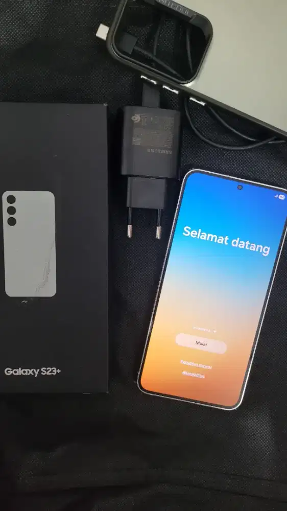 SAMSUNG S23 PLUS LENGKAP MULUS LIKE NEW