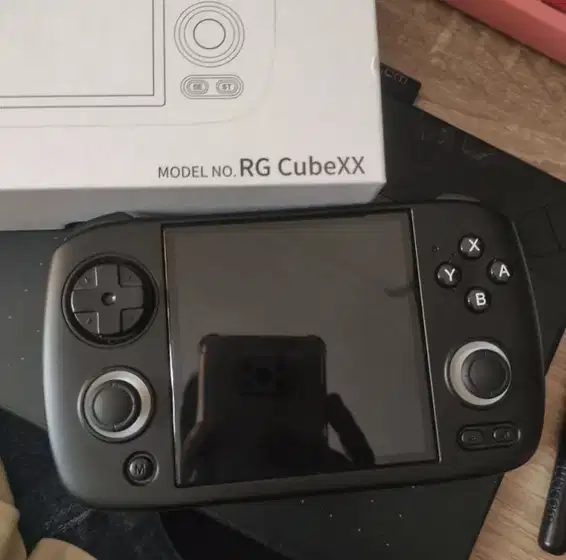 Konsol emulator Anbernic RG Cube XX (No Game)