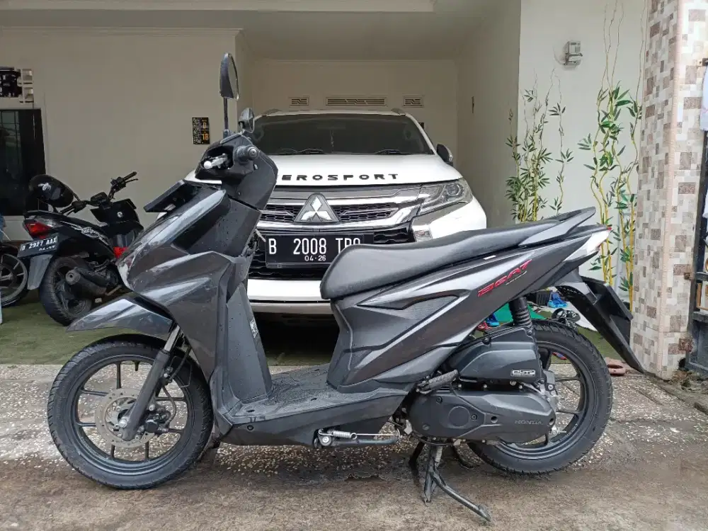 Beat cbs iss tahun 2024 low km 15rb/tt boleh gan cash lebih bagus