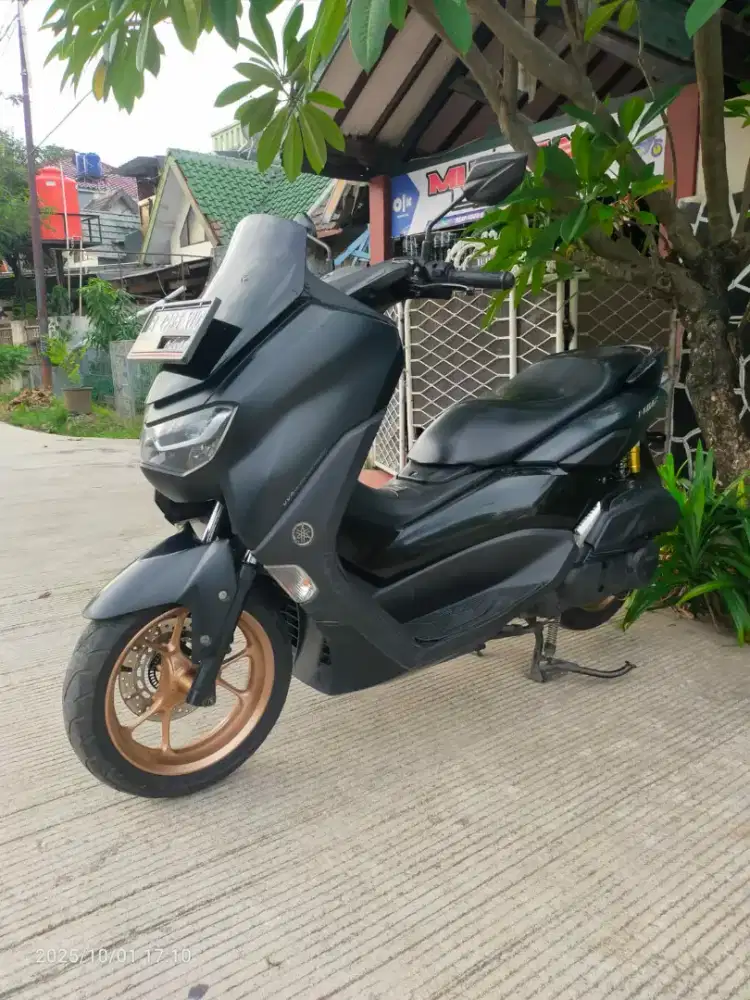 NMAX NEW BLACK MATTE