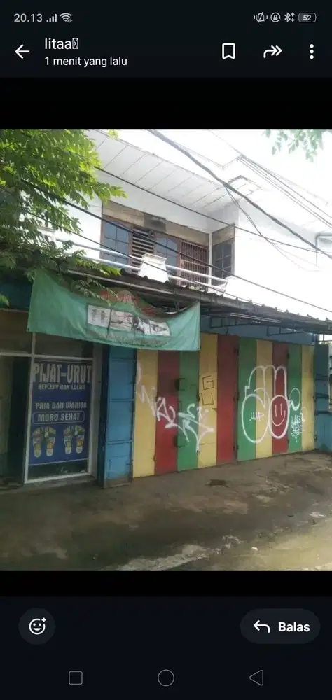 Terapis wanita refleksi