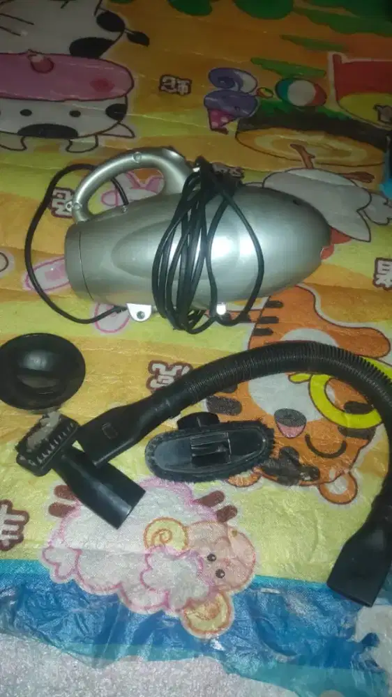 Vakum cleaner penyedot debu