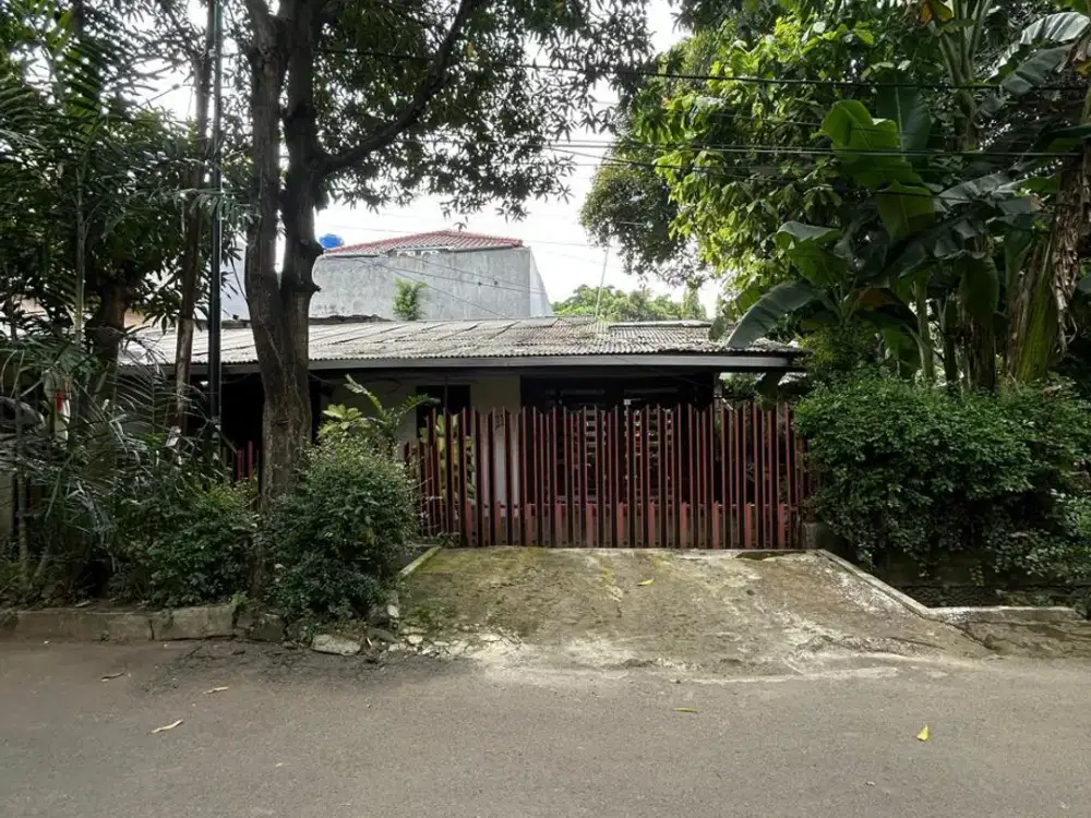 RUMAH TUA HITUNG TANAH HOOK DI PASAR MINGGU JAKARTA SELATAN