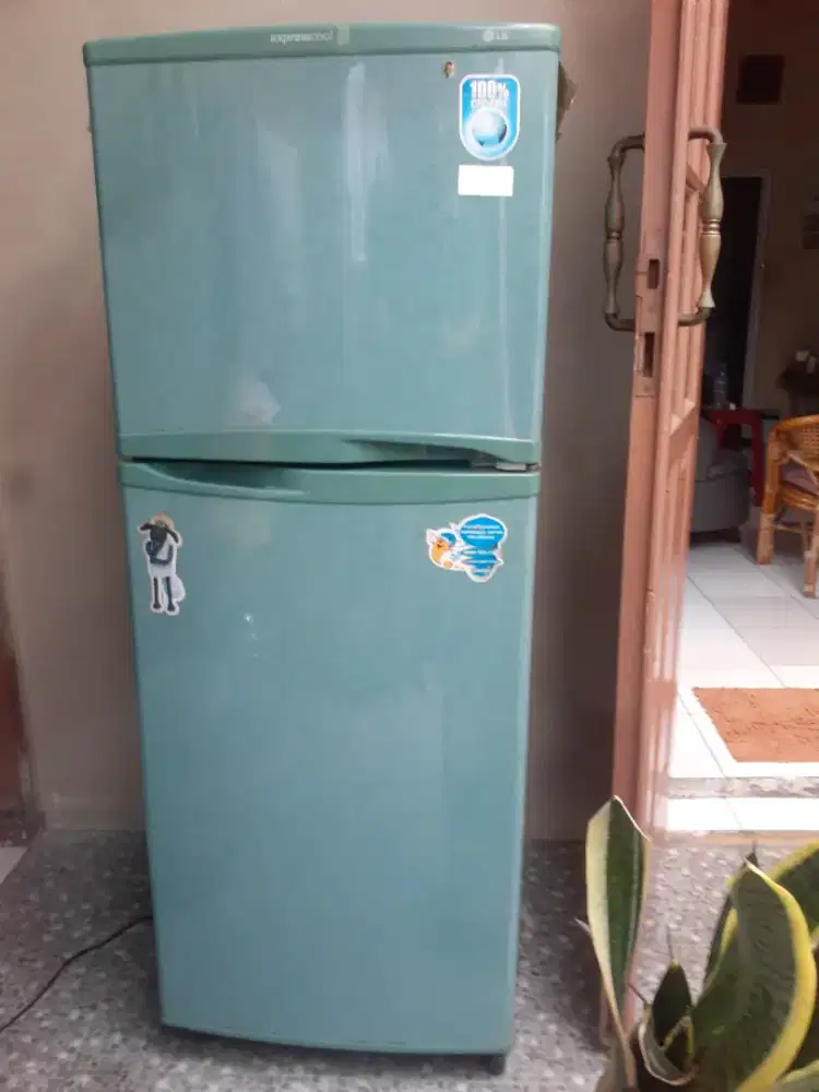 Kulkas Merek LG