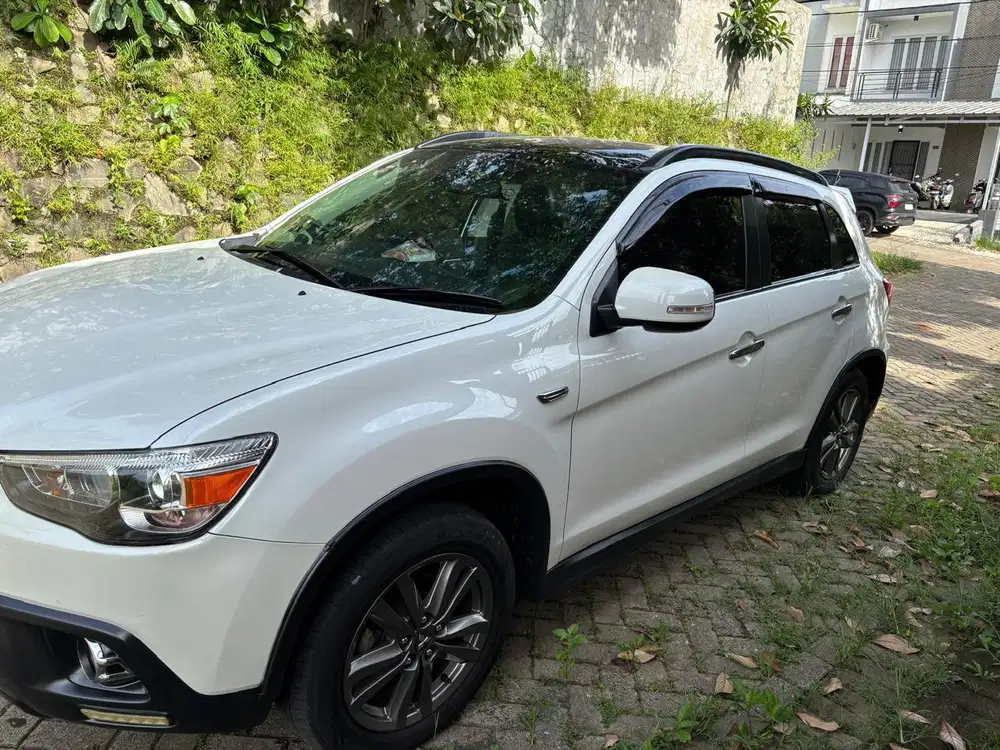 Mitsubishi Outlander 2013 Bensin