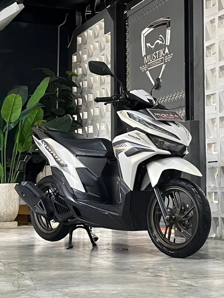 Terbatas!! Honda Vario 125 th 2023 - Ayu Mustika