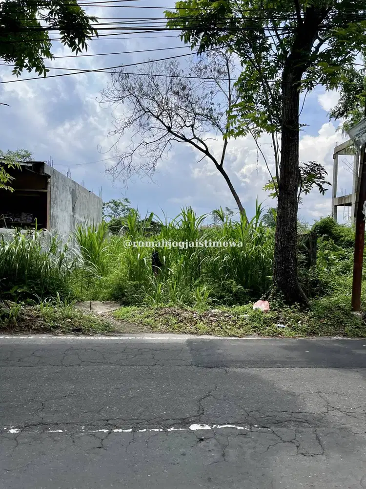 Tanah Pinggir Jalan Raya GTA Dekat Sleman City Hall & Pemda Sleman