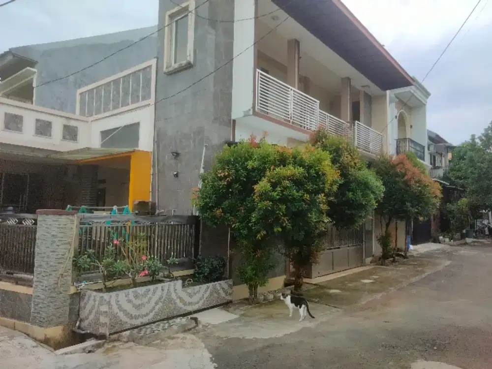 Jual Rumah di Kavling UI Barat beji depok luas 126m2