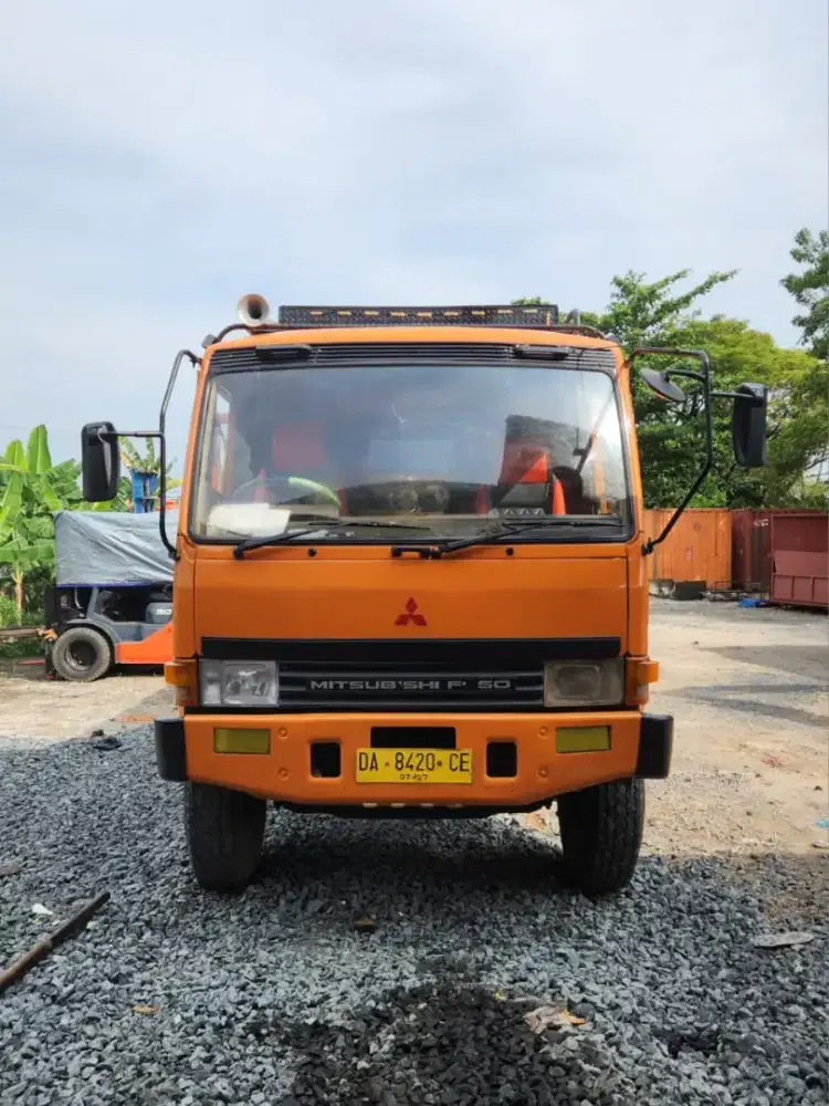Di Jual Mitsubishi Fuso 190 PS
