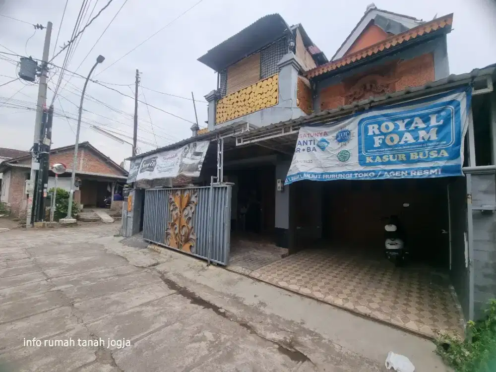 Jual rumah murah dua lantai dalam rengrod