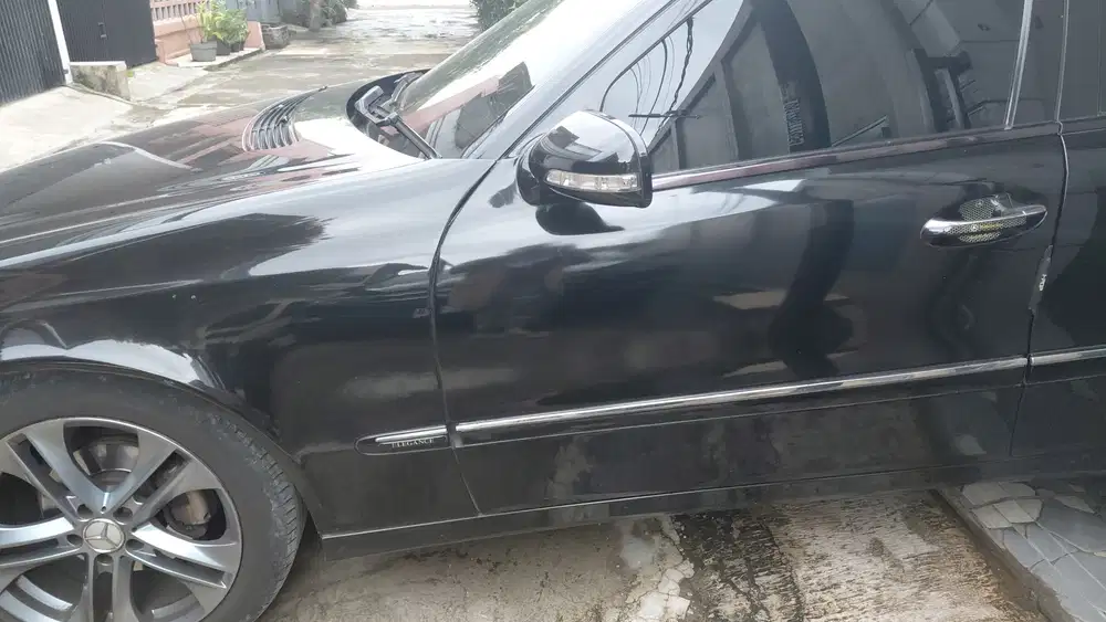 Mercedes-Benz E280 2008 Bensin